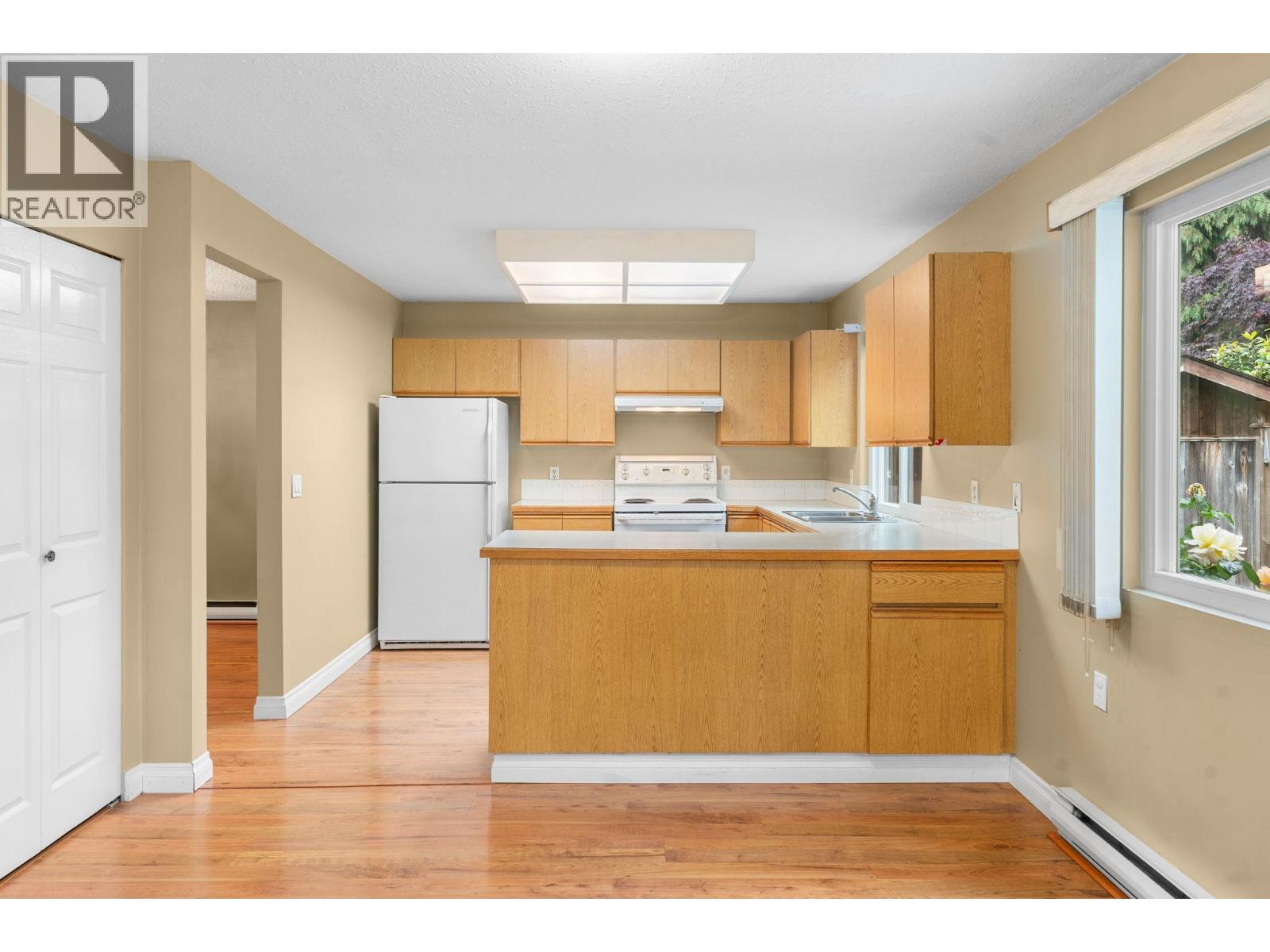 1048 Lombardy Drive, Port Coquitlam, British Columbia  V3B 5P5 - Photo 30 - R3130829