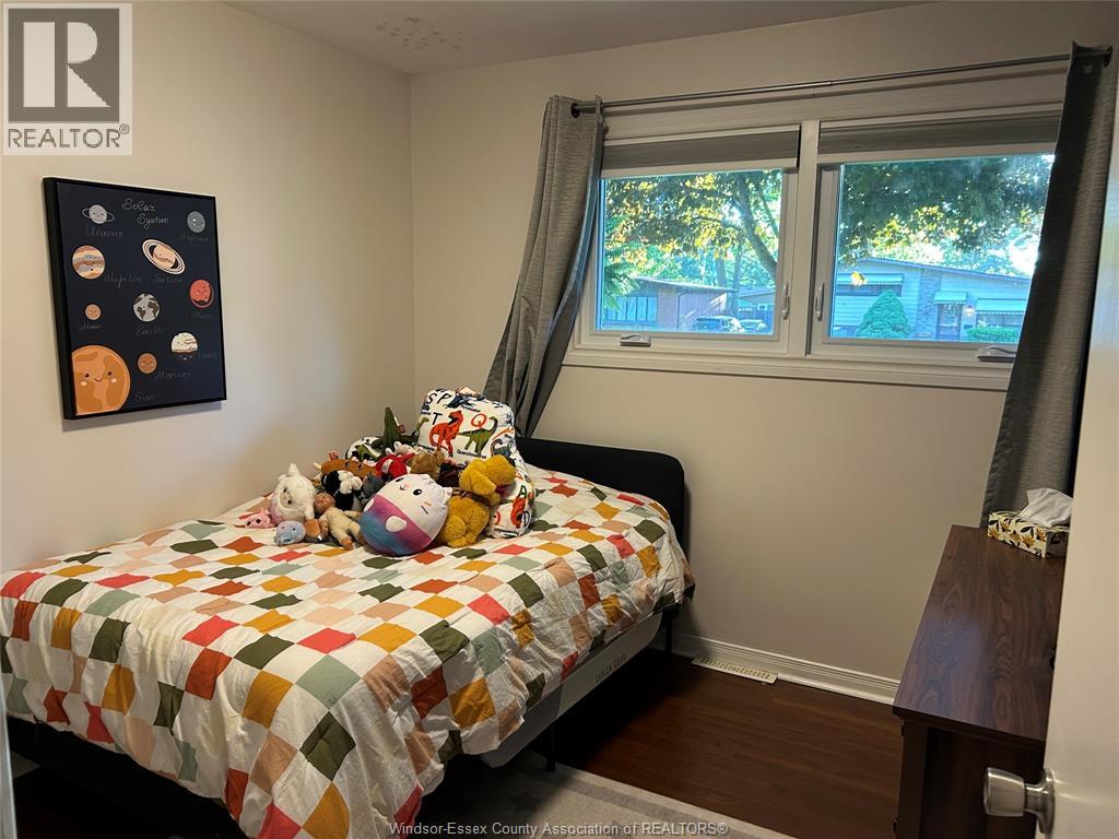 3341 Mark Avenue, Windsor, Ontario  N9E 2X2 - Photo 12 - 26012593