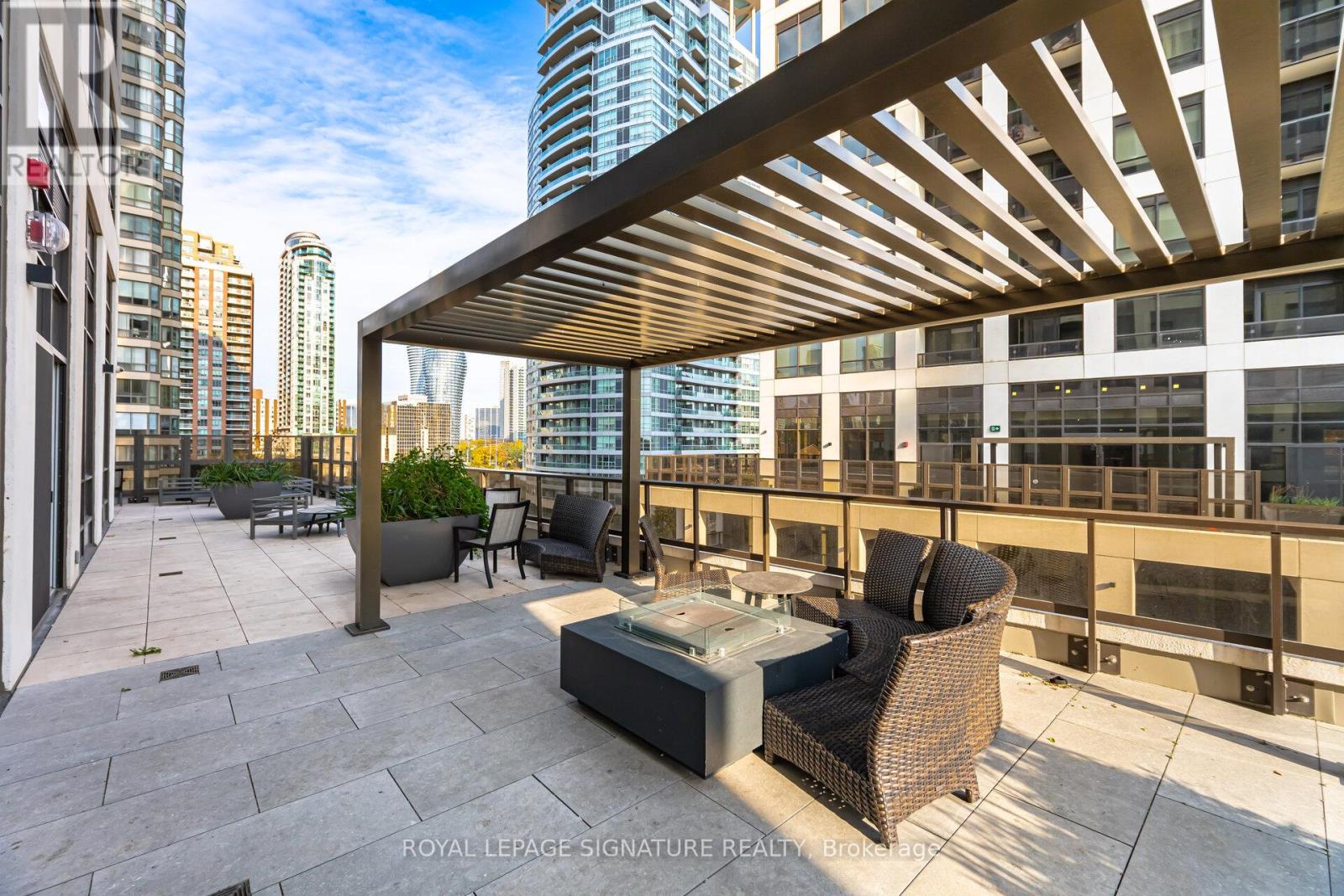 3701 - 36 Elm Drive, Mississauga, Ontario  L5B 0N3 - Photo 8 - W13104540