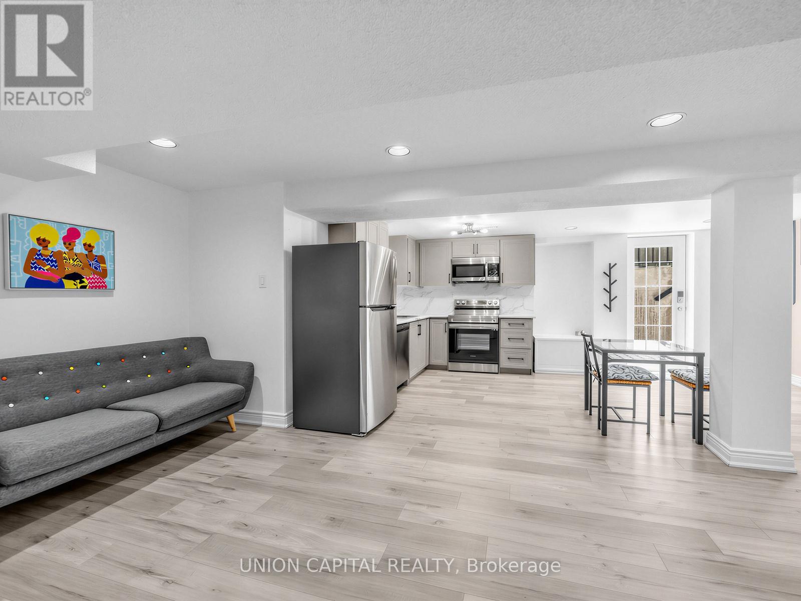 Bsmt - 274 Harrowsmith Drive, Mississauga, Ontario  L5R 1R1 - Photo 8 - W13163572