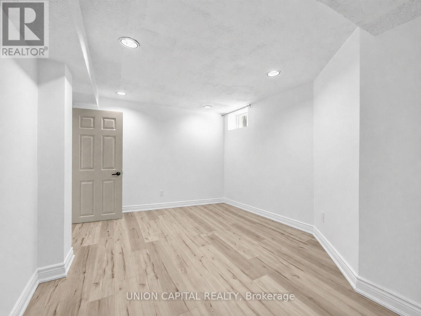 Bsmt - 274 Harrowsmith Drive, Mississauga, Ontario  L5R 1R1 - Photo 14 - W13163572
