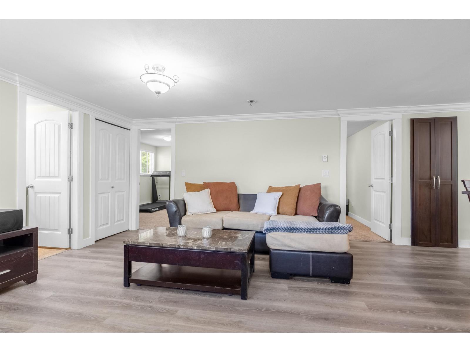 33475 Cherry Avenue, Mission, British Columbia  V2V 2V5 - Photo 6 - R3113206