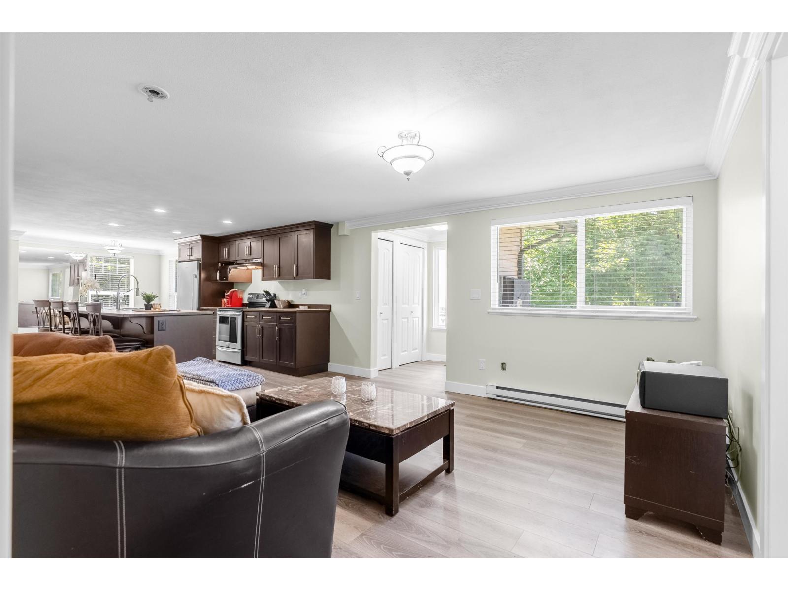33475 Cherry Avenue, Mission, British Columbia  V2V 2V5 - Photo 4 - R3113206