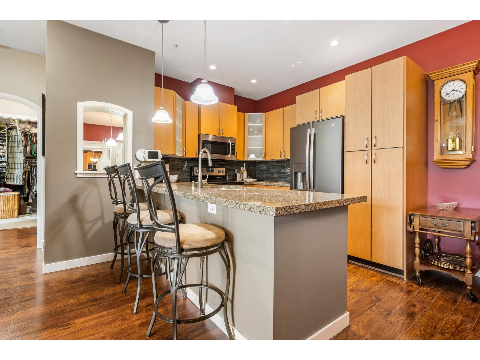 315 33485 South Fraser Way, Abbotsford, British Columbia  V2S 8P9 - Photo 4 - R3130258