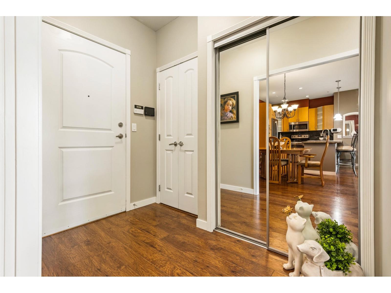 315 33485 South Fraser Way, Abbotsford, British Columbia  V2S 8P9 - Photo 2 - R3130258