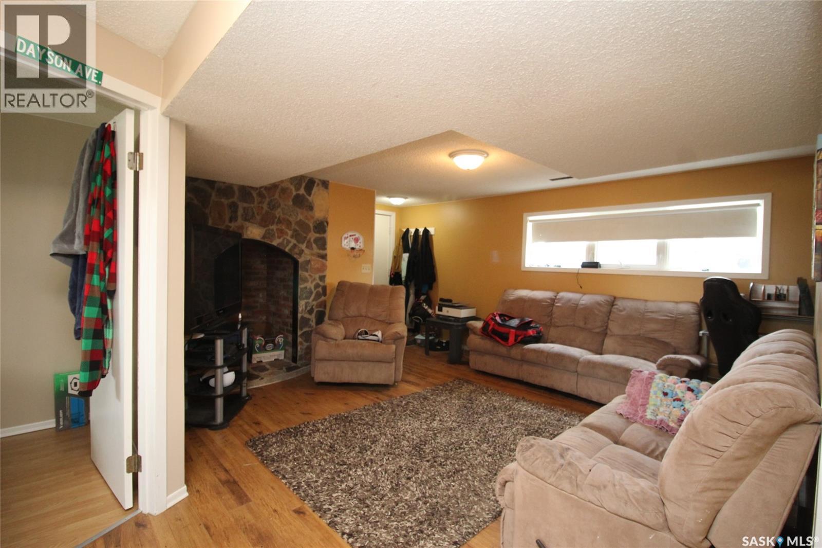 622 9th Street W, Shaunavon, Saskatchewan  S0N 2M0 - Photo 21 - SK037917
