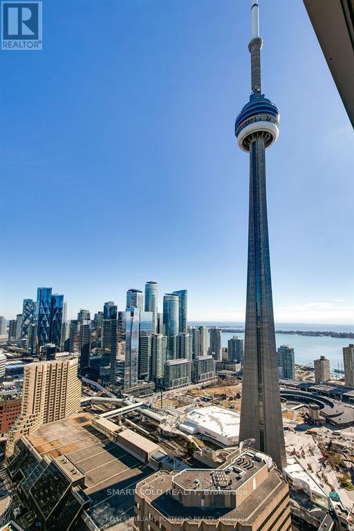 1712 - 300 Front Street W, Toronto, Ontario  M5V 0E9 - Photo 2 - C13228548