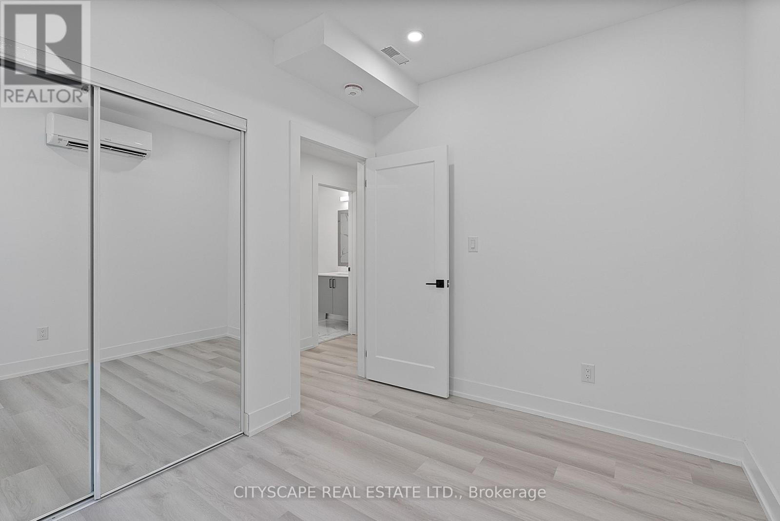 1 - 587 Oakwood Avenue, Toronto, Ontario  M6E 2X8 - Photo 18 - C13228682