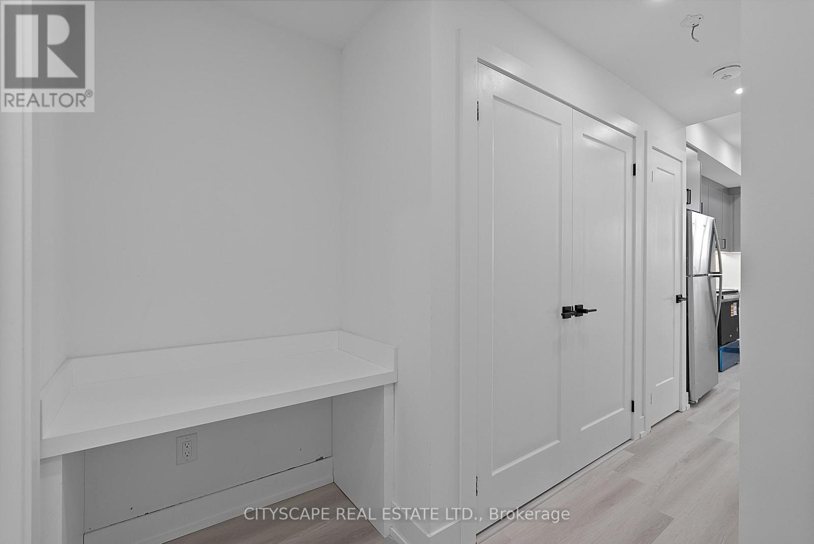1 - 587 Oakwood Avenue, Toronto, Ontario  M6E 2X8 - Photo 20 - C13228682