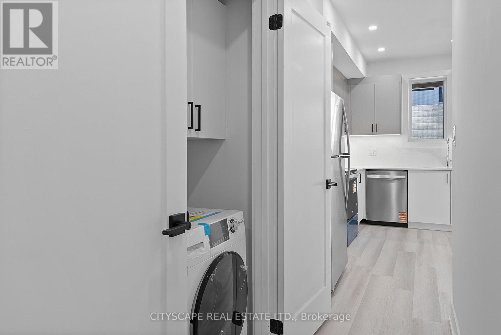 1 - 587 Oakwood Avenue, Toronto, Ontario  M6E 2X8 - Photo 21 - C13228682