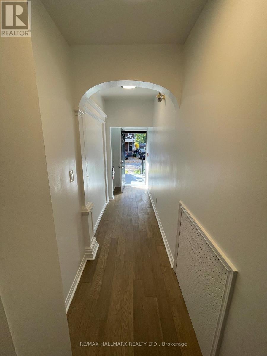 Main - 27 Delaware Avenue, Toronto, Ontario  M6H 2S8 - Photo 13 - C13228690