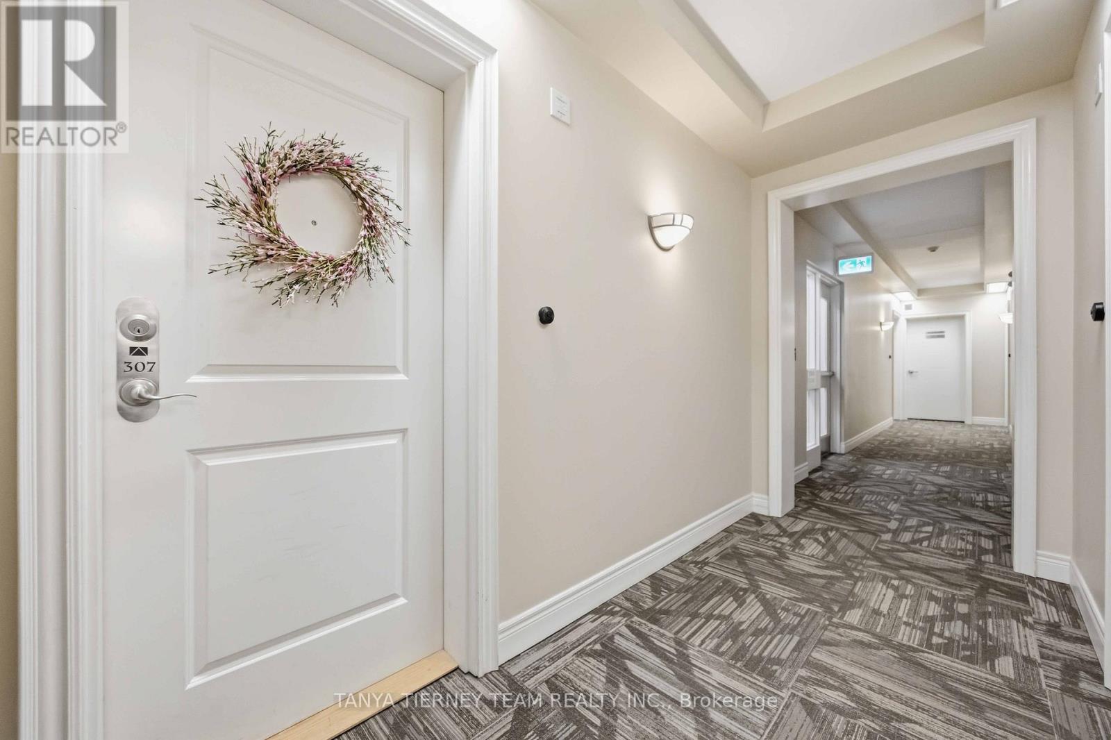 307 - 52 Harvey Johnston Way, Whitby, Ontario  L1M 0J7 - Photo 6 - E13228558