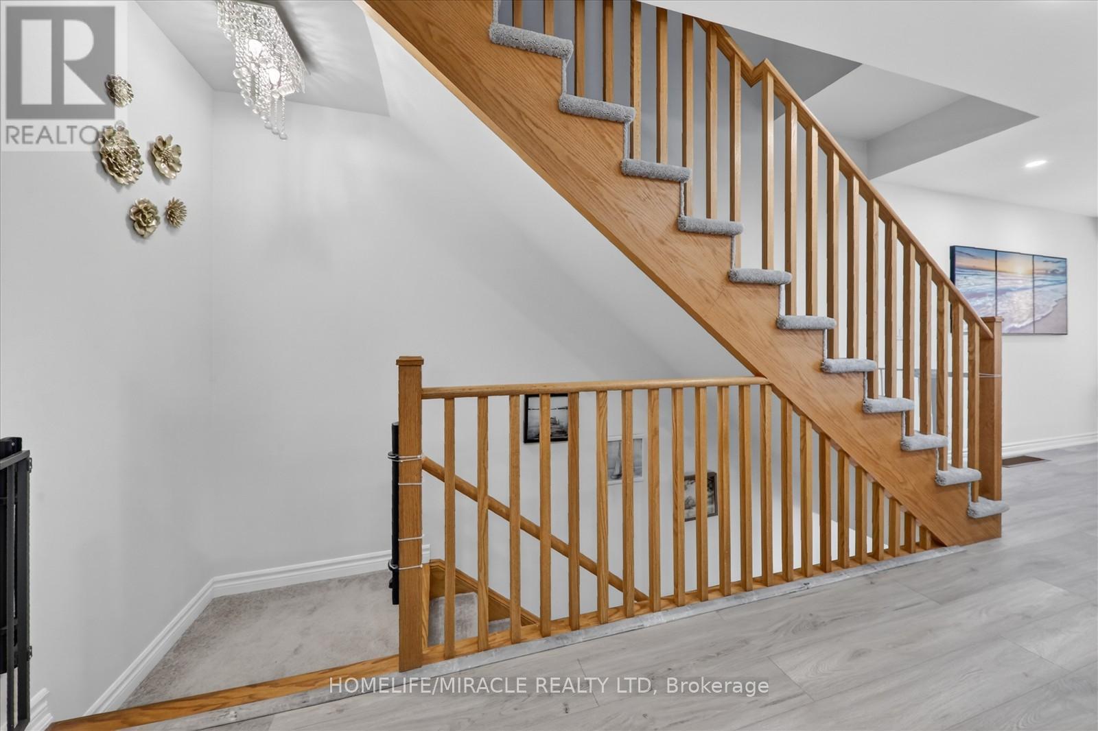 73 Sutcliffe Drive, Whitby, Ontario  L1R 0R4 - Photo 11 - E13228560