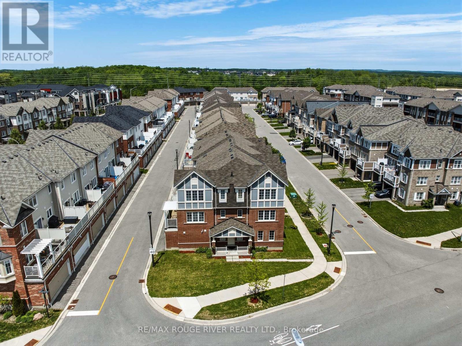 2402 Fall Harvest Crescent, Pickering, Ontario  L1X 0G2 - Photo 39 - E13228594