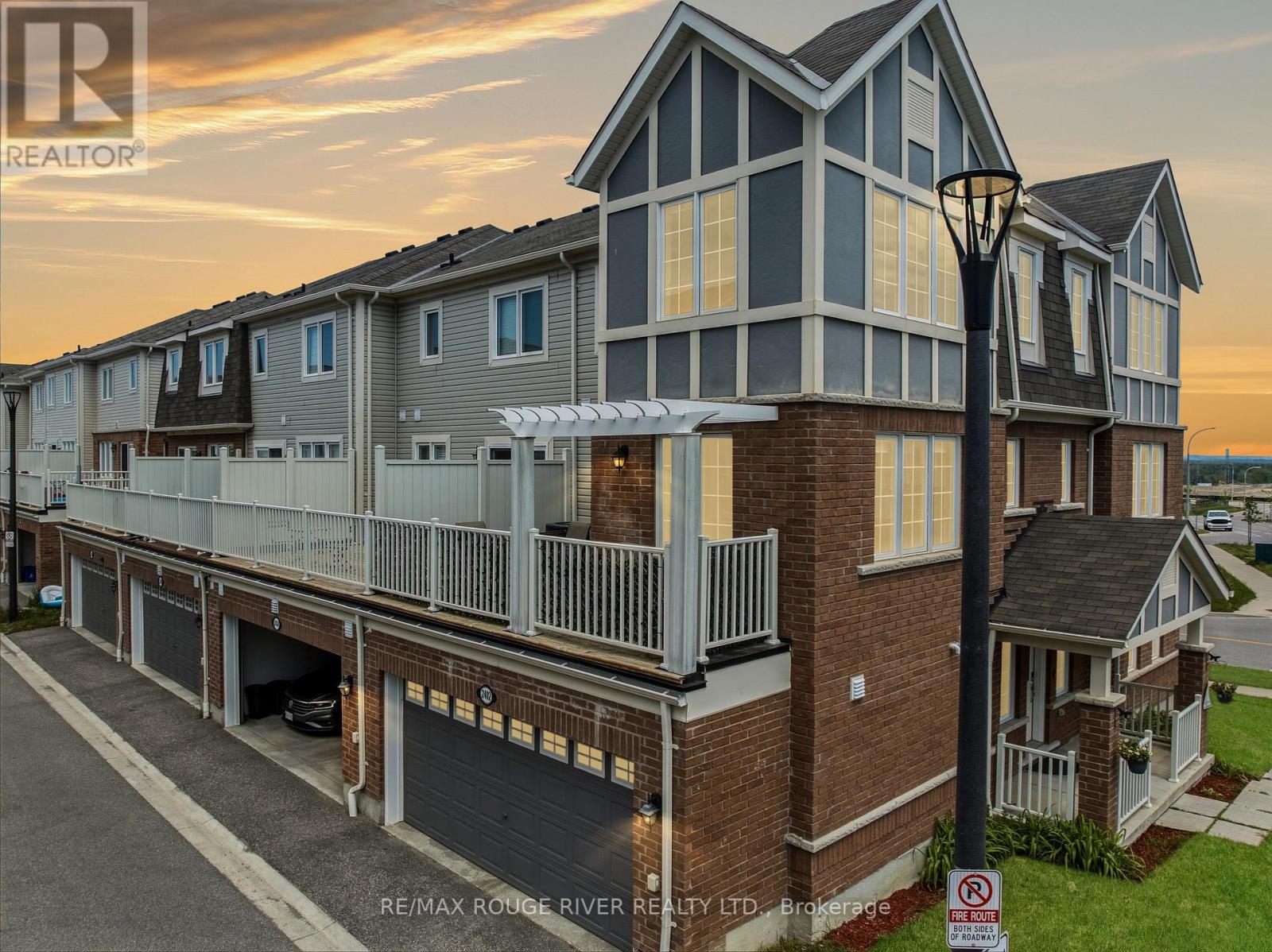 2402 Fall Harvest Crescent, Pickering, Ontario  L1X 0G2 - Photo 43 - E13228594
