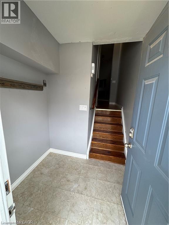 589 Beechwood Drive Unit# 49, Waterloo, Ontario  N2T 2K9 - Photo 3 - 40835676