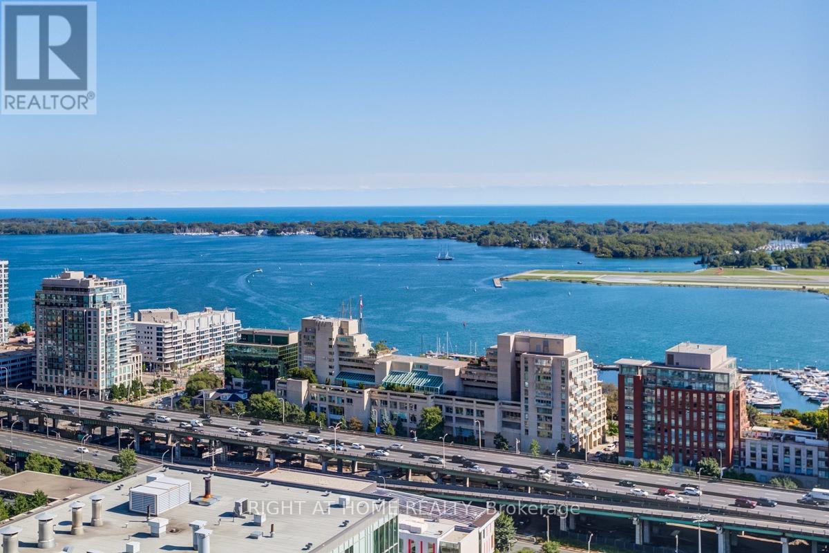 3303 - 15 Iceboat Terrace, Toronto, Ontario  M5V 4A5 - Photo 17 - C13227606