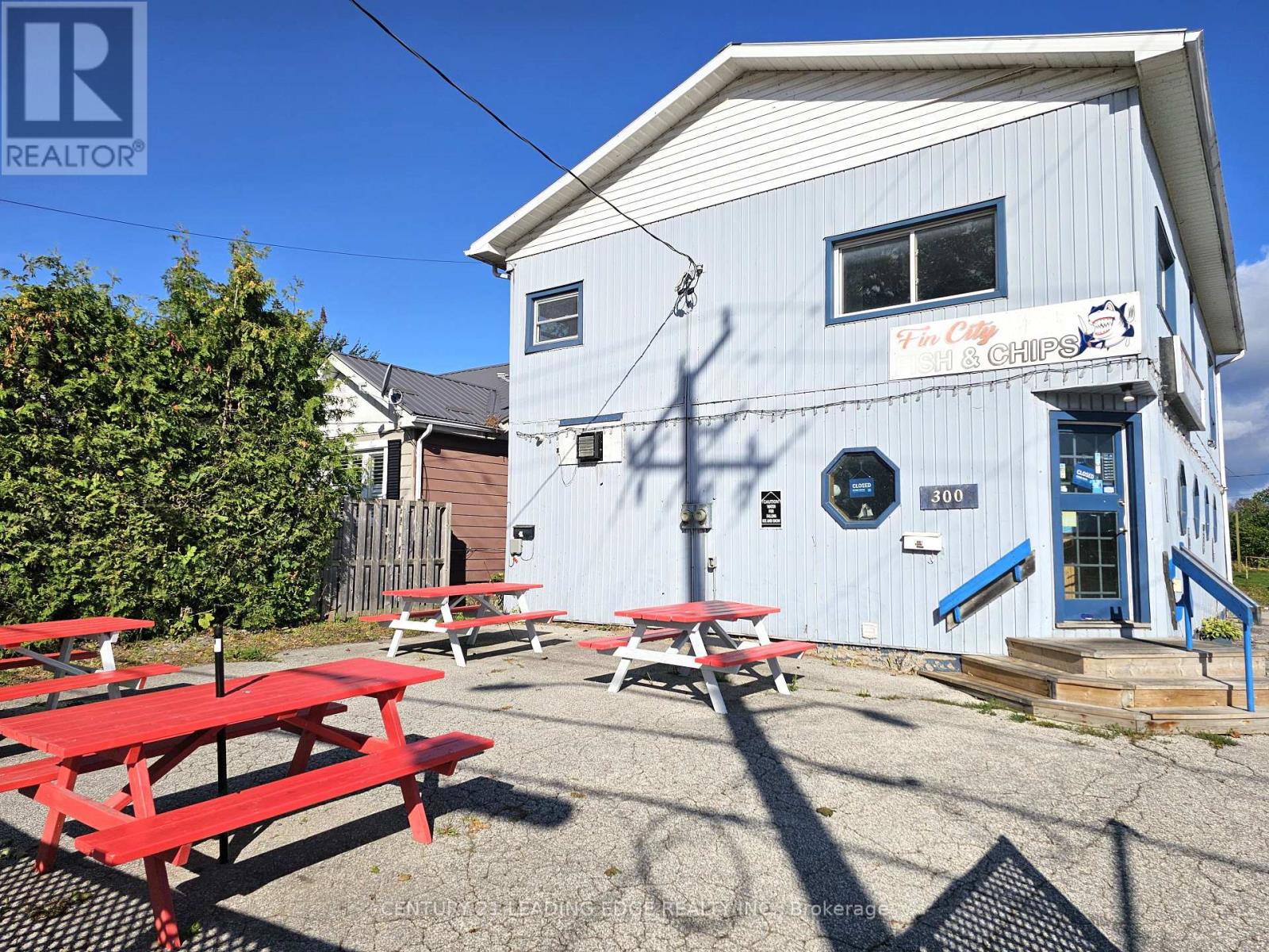 300 James Street E, Orillia, Ontario  L3V 1M2 - Photo 3 - S13228666