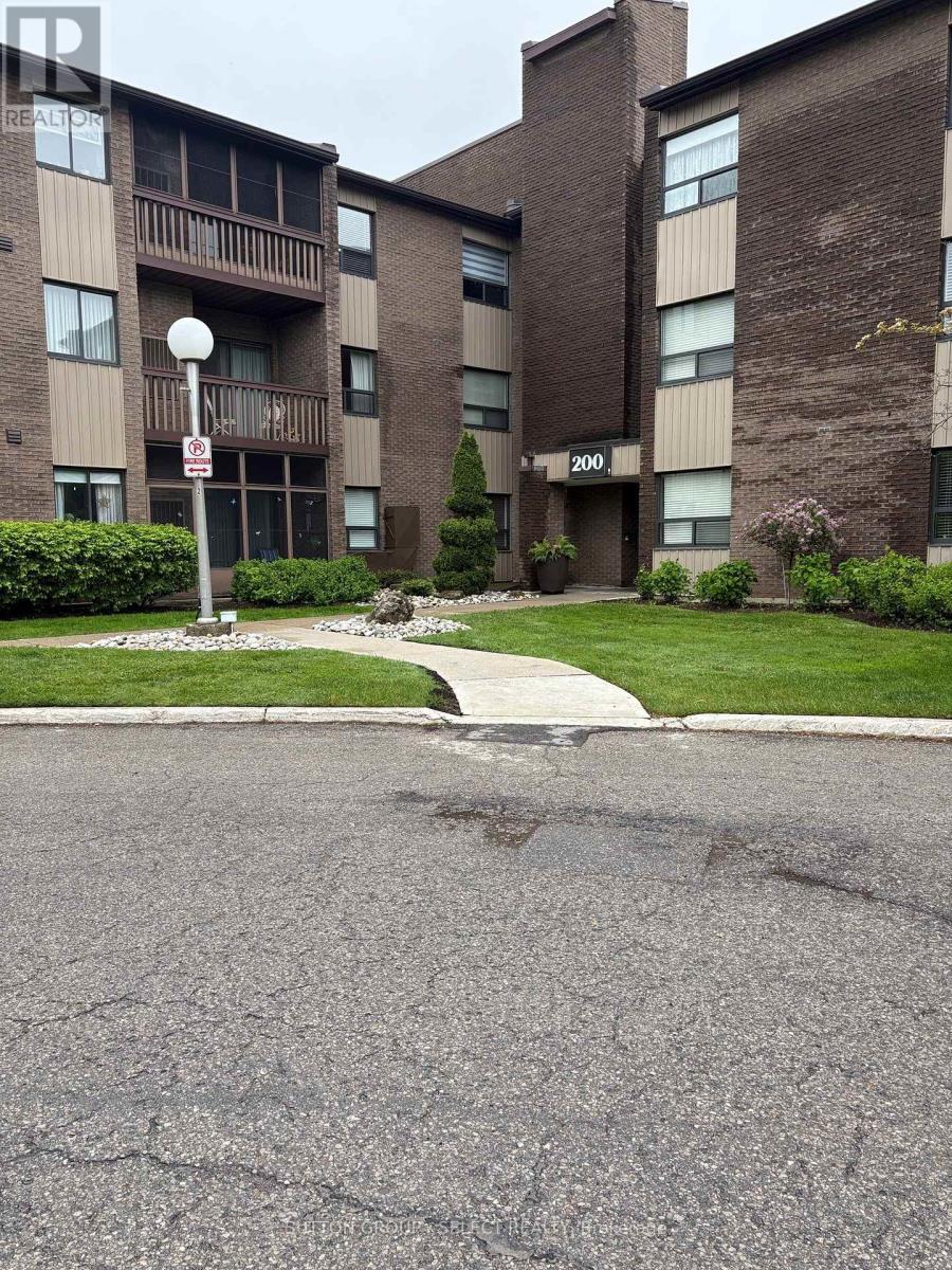 203 - 200 Everglade Crescent, London North, Ontario  N6H 4P8 - Photo 3 - X13228736