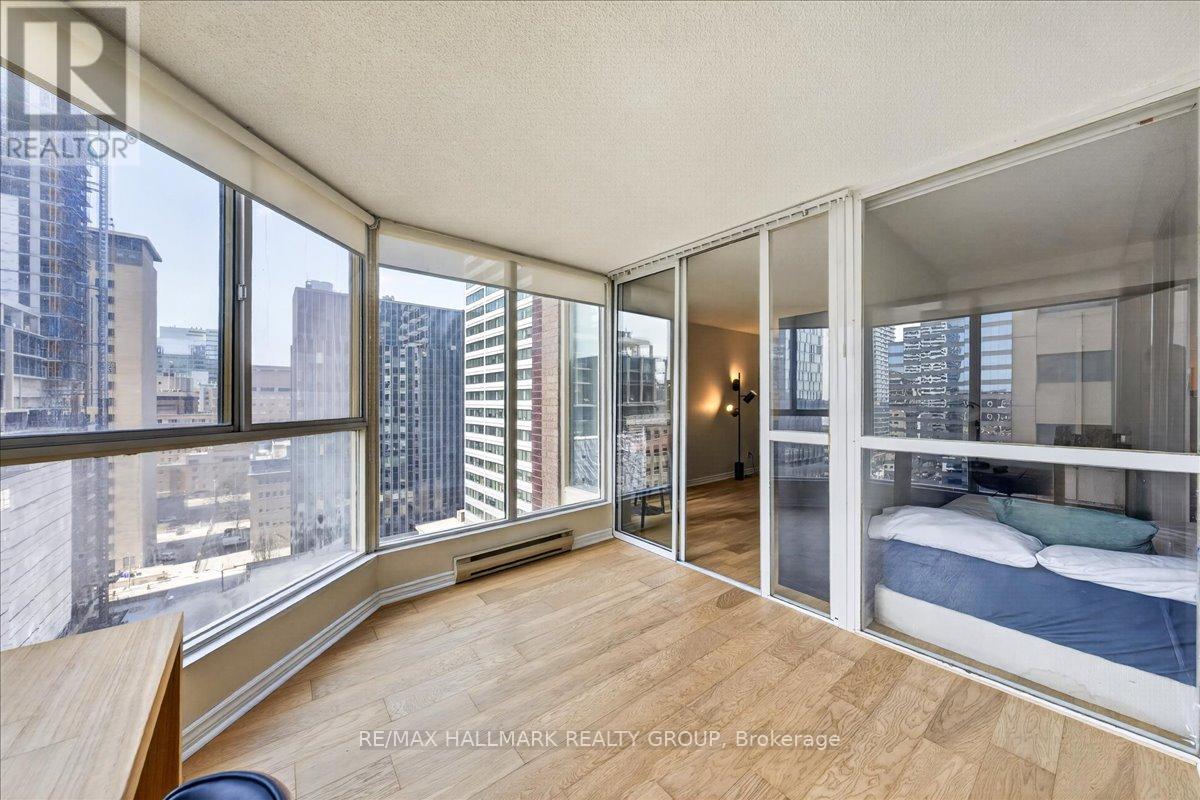 1506 - 55 Centre Avenue, Toronto, Ontario M5G 2H5 - Photo 19 - C13228842