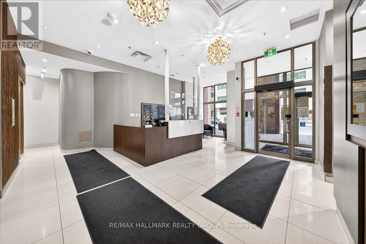 1506 - 55 Centre Avenue, Toronto, Ontario M5G 2H5 - Photo 2 - C13228842