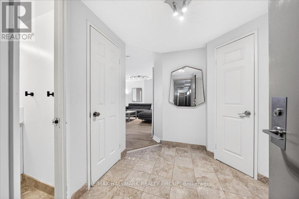 1506 - 55 Centre Avenue, Toronto, Ontario M5G 2H5 - Photo 3 - C13228842