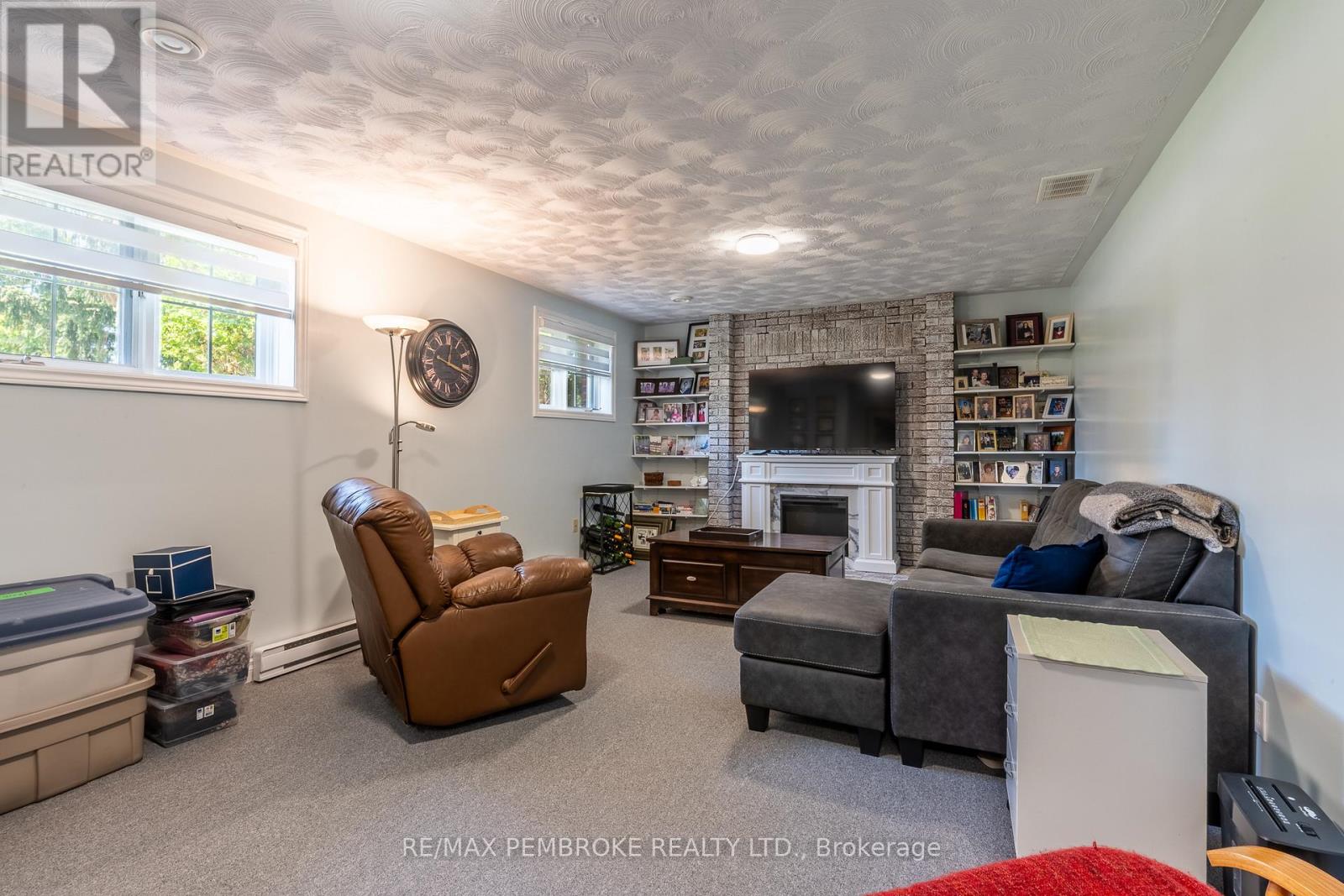 399 Chamberlain Street, Pembroke, Ontario  K8A 8C3 - Photo 38 - X13229046