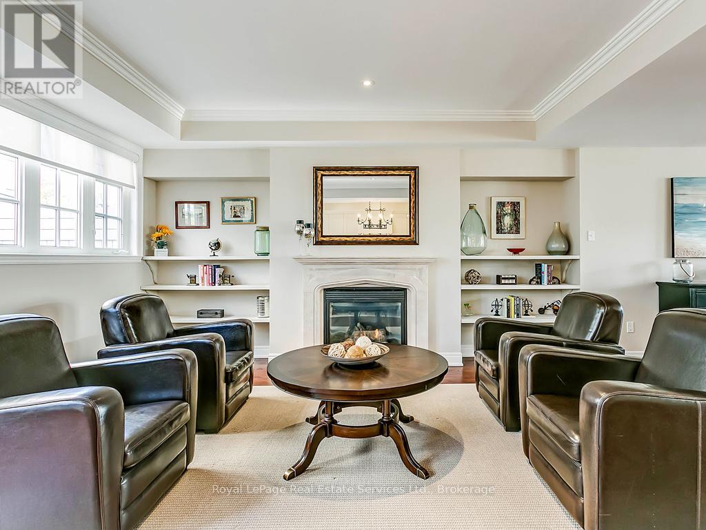 104 Wilson Street, Oakville, Ontario  L6K 1E1 - Photo 8 - W13229008