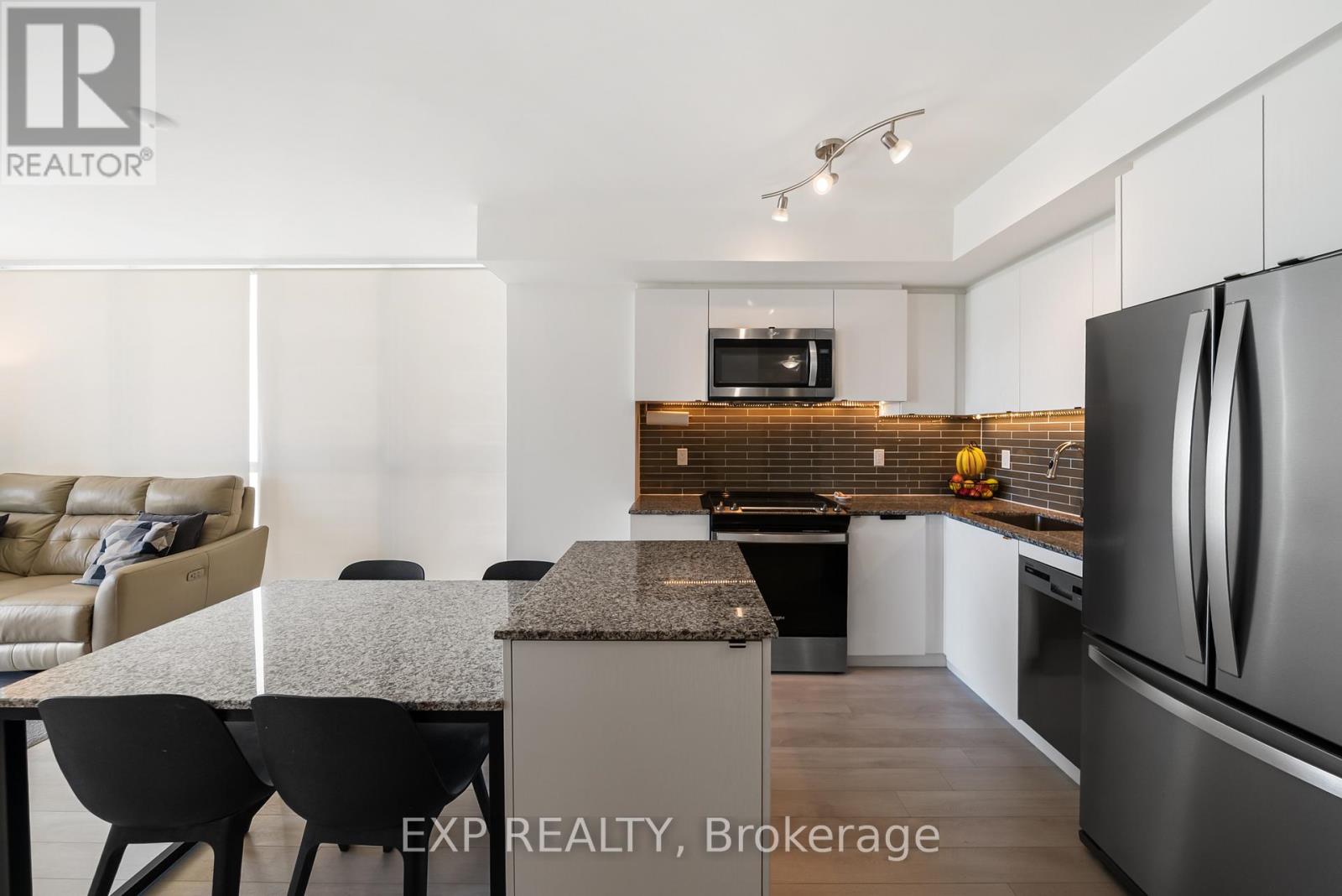610 - 1461 Lawrence Avenue W, Toronto, Ontario  M6L 1B3 - Photo 3 - W13228562