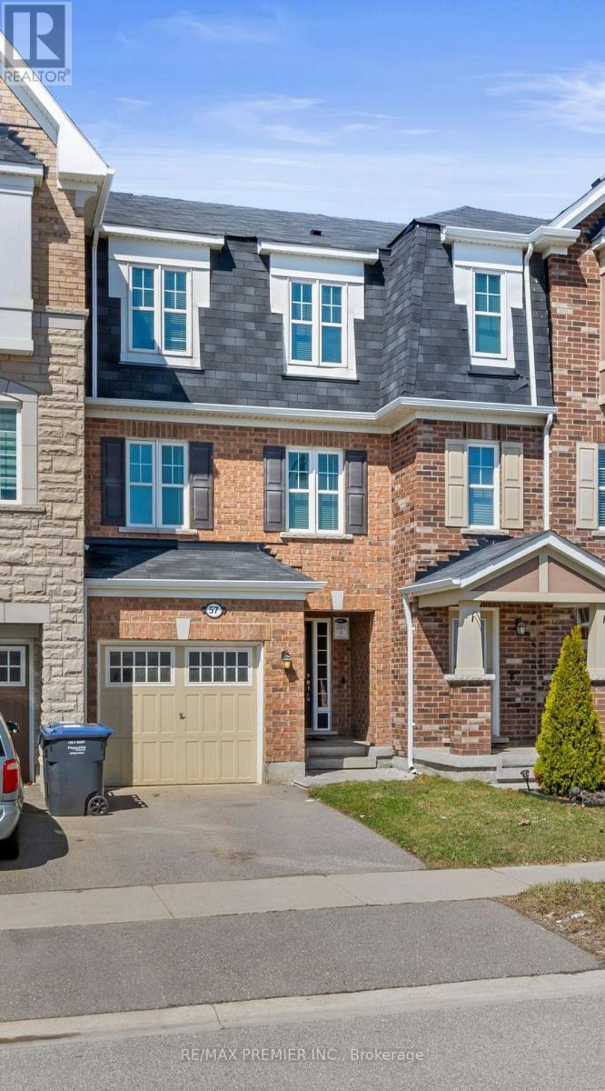 57 Baycliffe Crescent, Brampton, Ontario  L7A 3Z3 - Photo 3 - W13228612