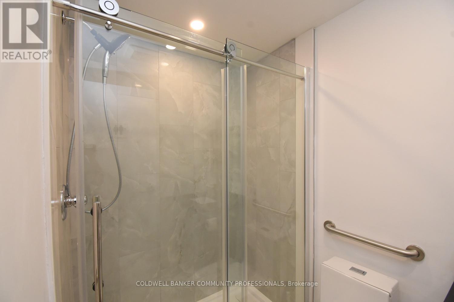 7 - 95 Hempstead Drive, Hamilton, Ontario  L8W 2Y6 - Photo 6 - X13228674