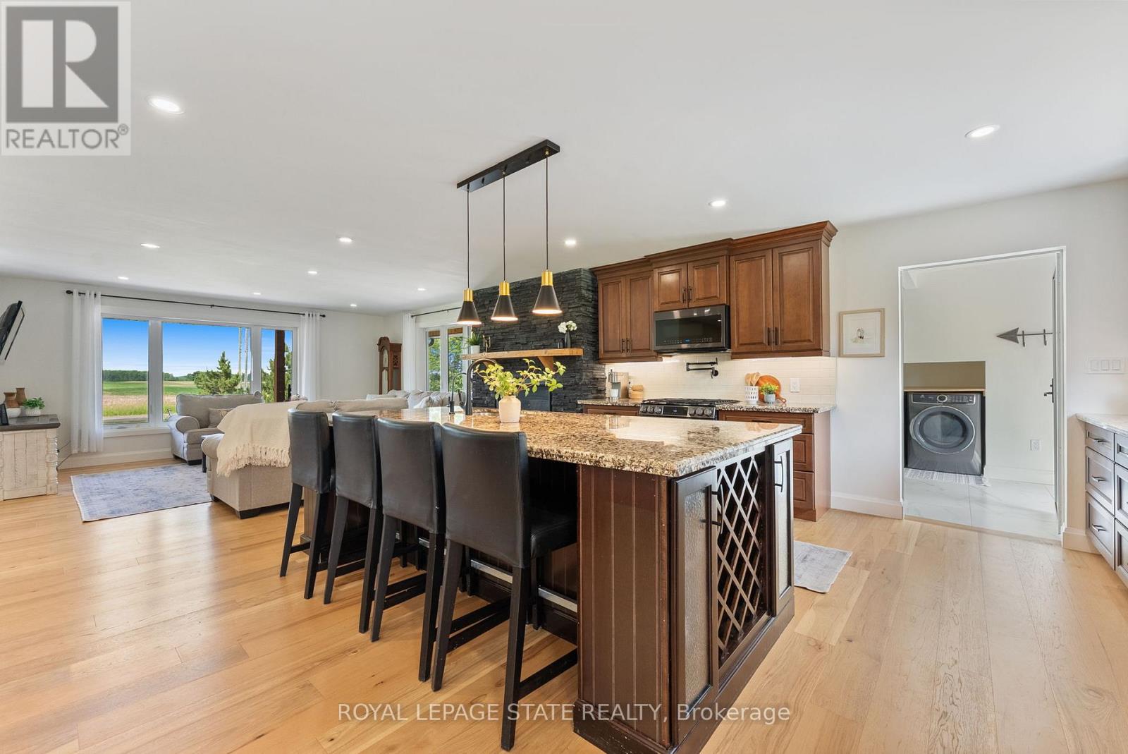 6251 Walkers Road, Hamilton, Ontario  L0R 1W0 - Photo 13 - X13228680