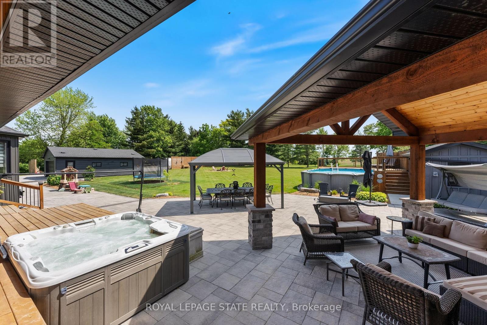 6251 Walkers Road, Hamilton, Ontario  L0R 1W0 - Photo 27 - X13228680