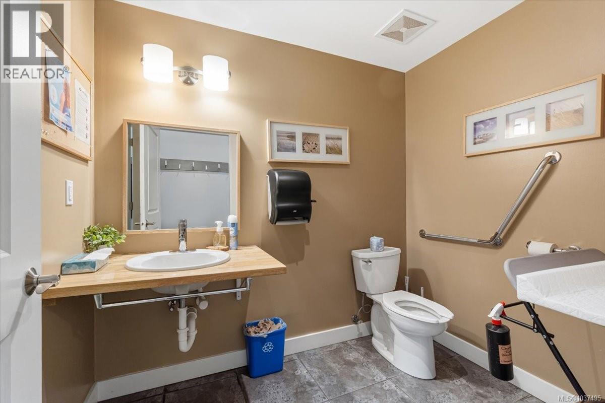 100 5271 Rutherford Rd, Nanaimo, British Columbia  V9T 5N9 - Photo 15 - 1037495