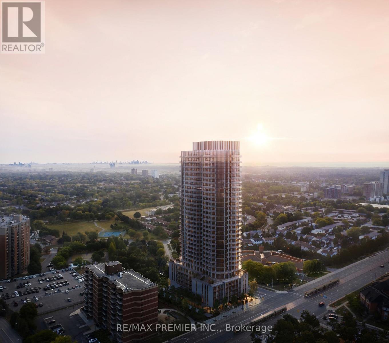 2207 - 1 Fairview Road E, Mississauga, Ontario  L5A 4C6 - Photo 2 - W13228582