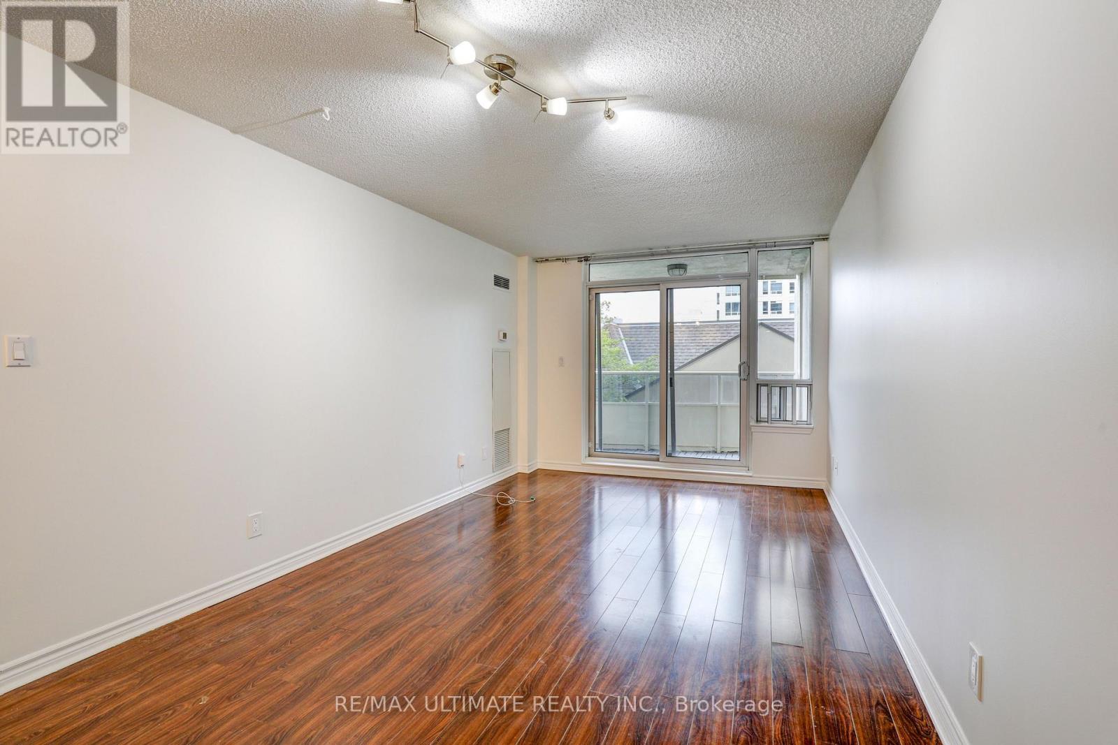202 - 1 Rean Drive, Toronto, Ontario  M2K 3C1 - Photo 2 - C13228784