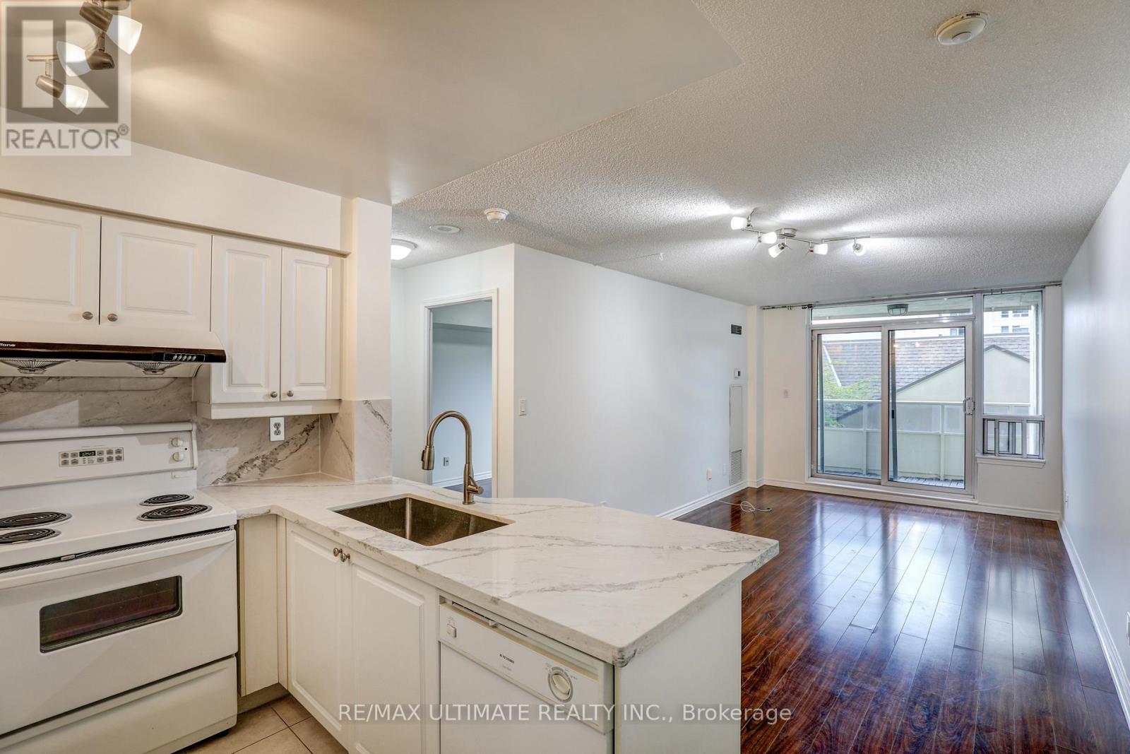 202 - 1 Rean Drive, Toronto, Ontario  M2K 3C1 - Photo 4 - C13228784