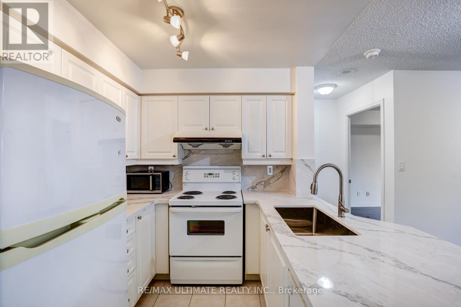 202 - 1 Rean Drive, Toronto, Ontario  M2K 3C1 - Photo 5 - C13228784