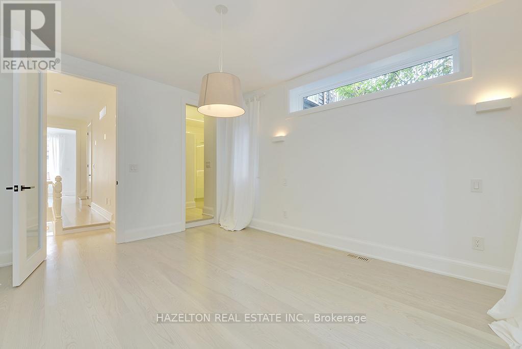 12 Webster Avenue, Toronto, Ontario  M5R 1N7 - Photo 18 - C13228786