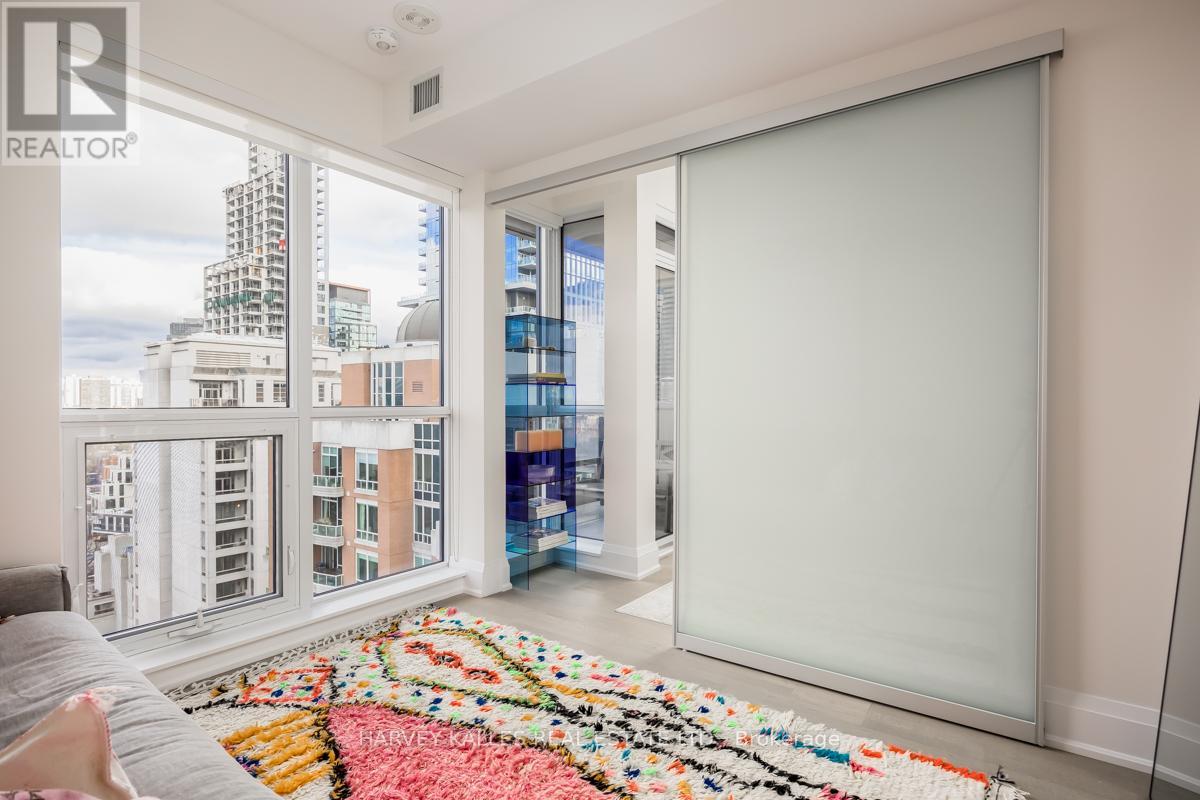 1906 - 88 Cumberland Street, Toronto, Ontario  M5R 1B9 - Photo 14 - C13228854