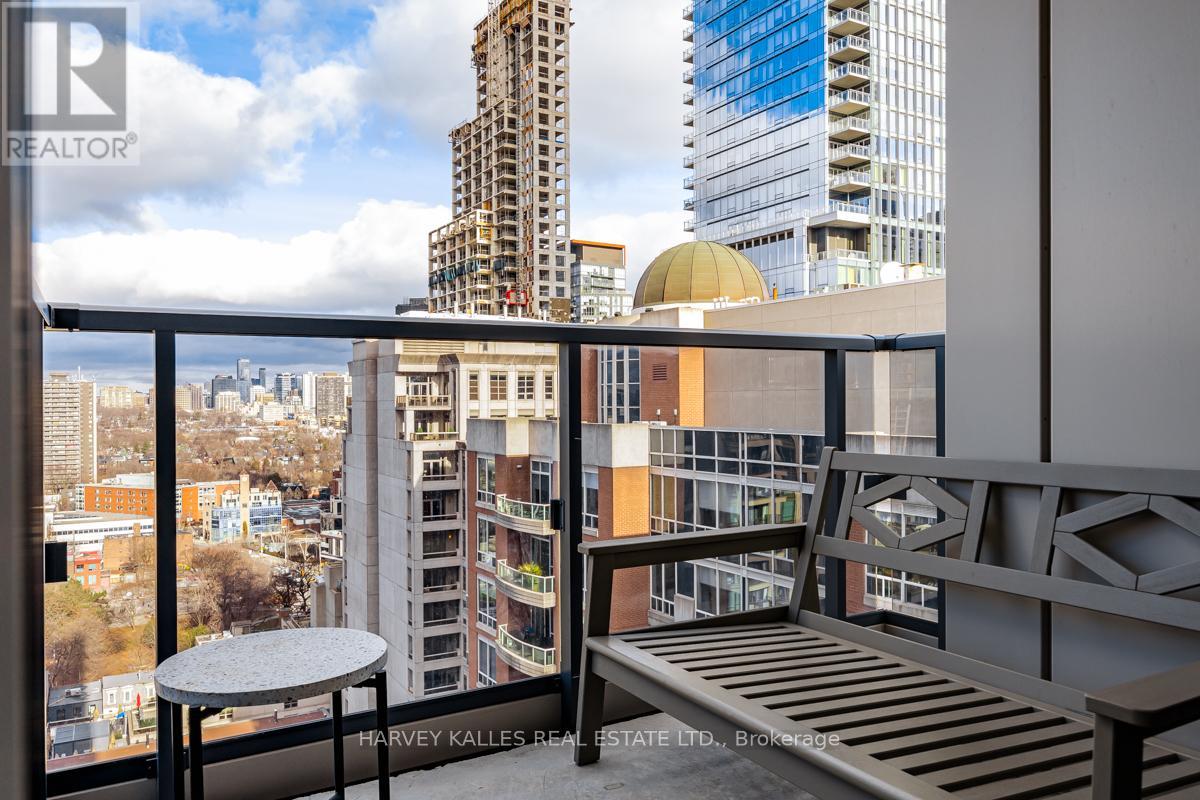 1906 - 88 Cumberland Street, Toronto, Ontario  M5R 1B9 - Photo 20 - C13228854