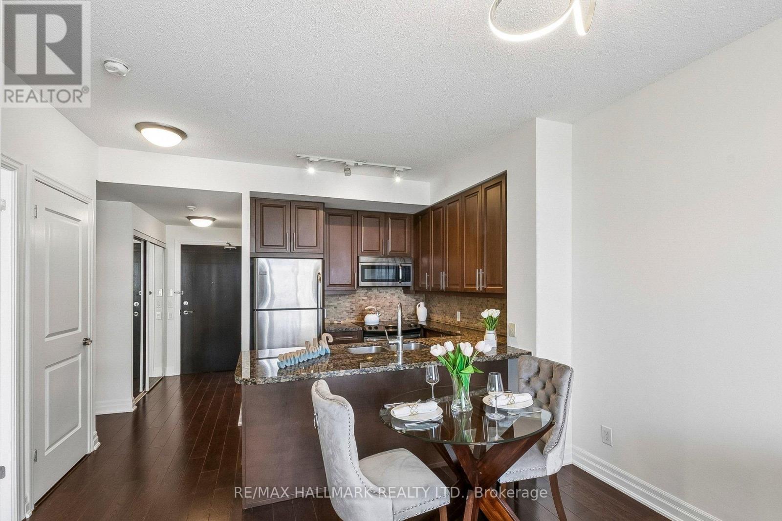 17 Ruddington Drive, Toronto, Ontario  M2K 0A8 - Photo 10 - C13228928