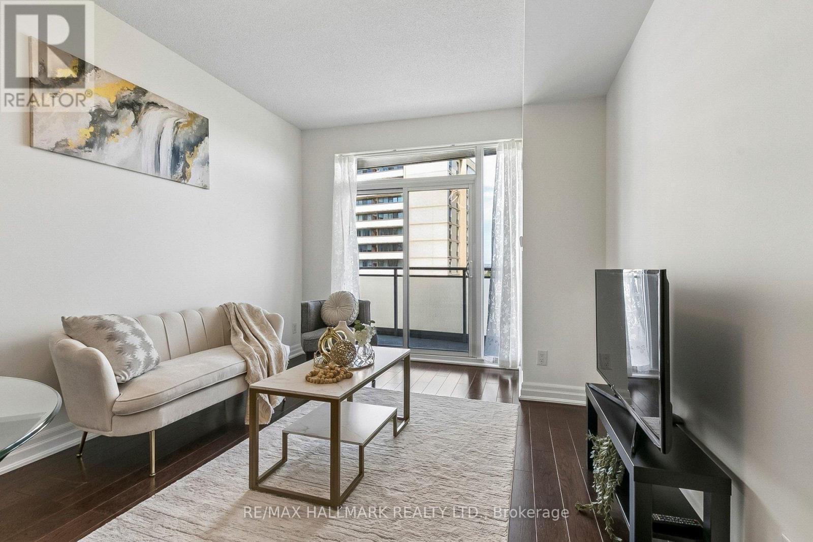 17 Ruddington Drive, Toronto, Ontario  M2K 0A8 - Photo 3 - C13228928