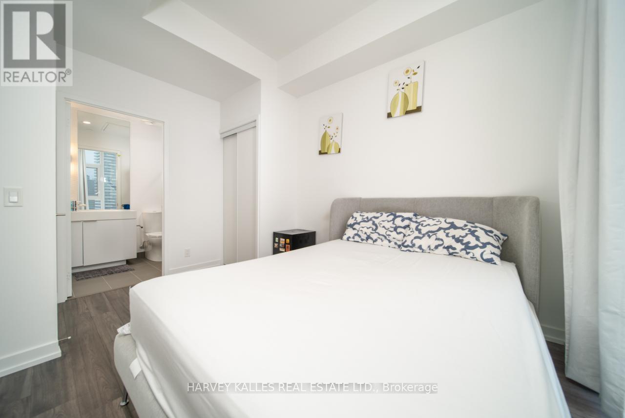 2607 - 33 Helendale Avenue, Toronto, Ontario  M4R 1C5 - Photo 16 - C13229052