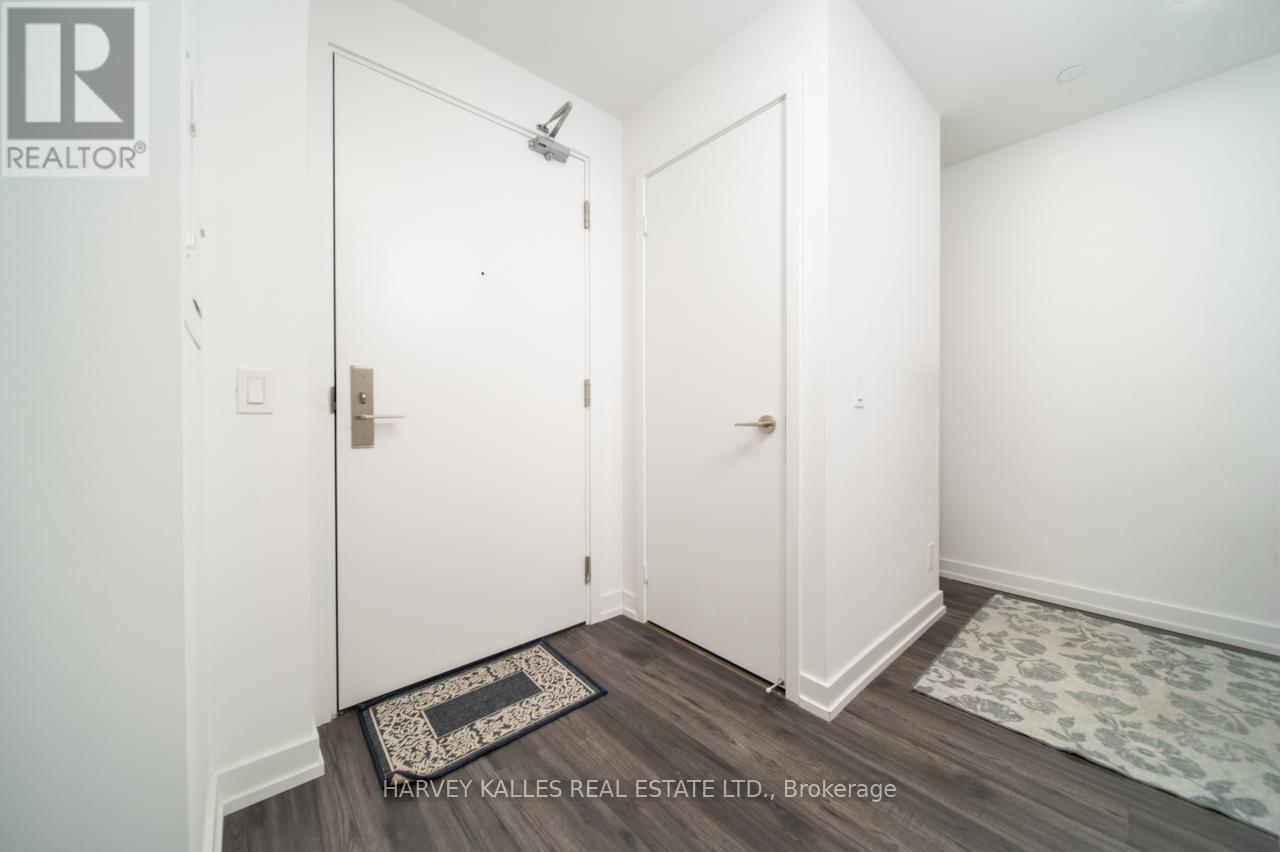 2607 - 33 Helendale Avenue, Toronto, Ontario  M4R 1C5 - Photo 2 - C13229052