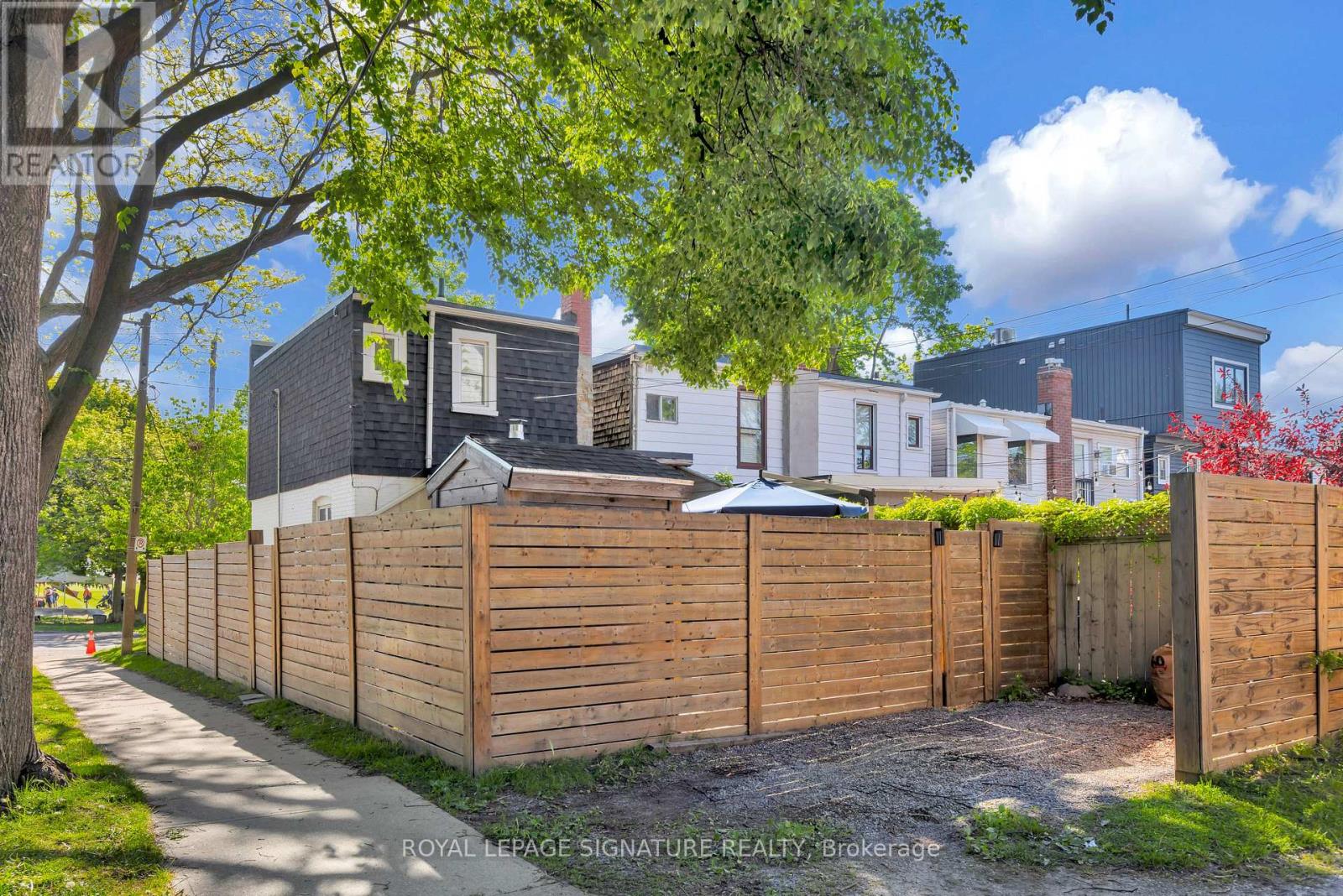 190 Alton Avenue, Toronto, Ontario  M4L 2M5 - Photo 20 - E13228950