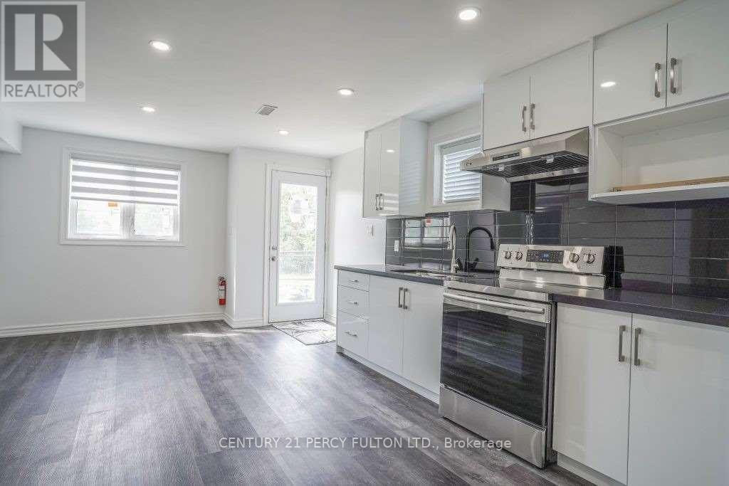 Bsmt - 1040 Foxtail Crescent, Pickering, Ontario  L1X 0E7 - Photo 10 - E13228978