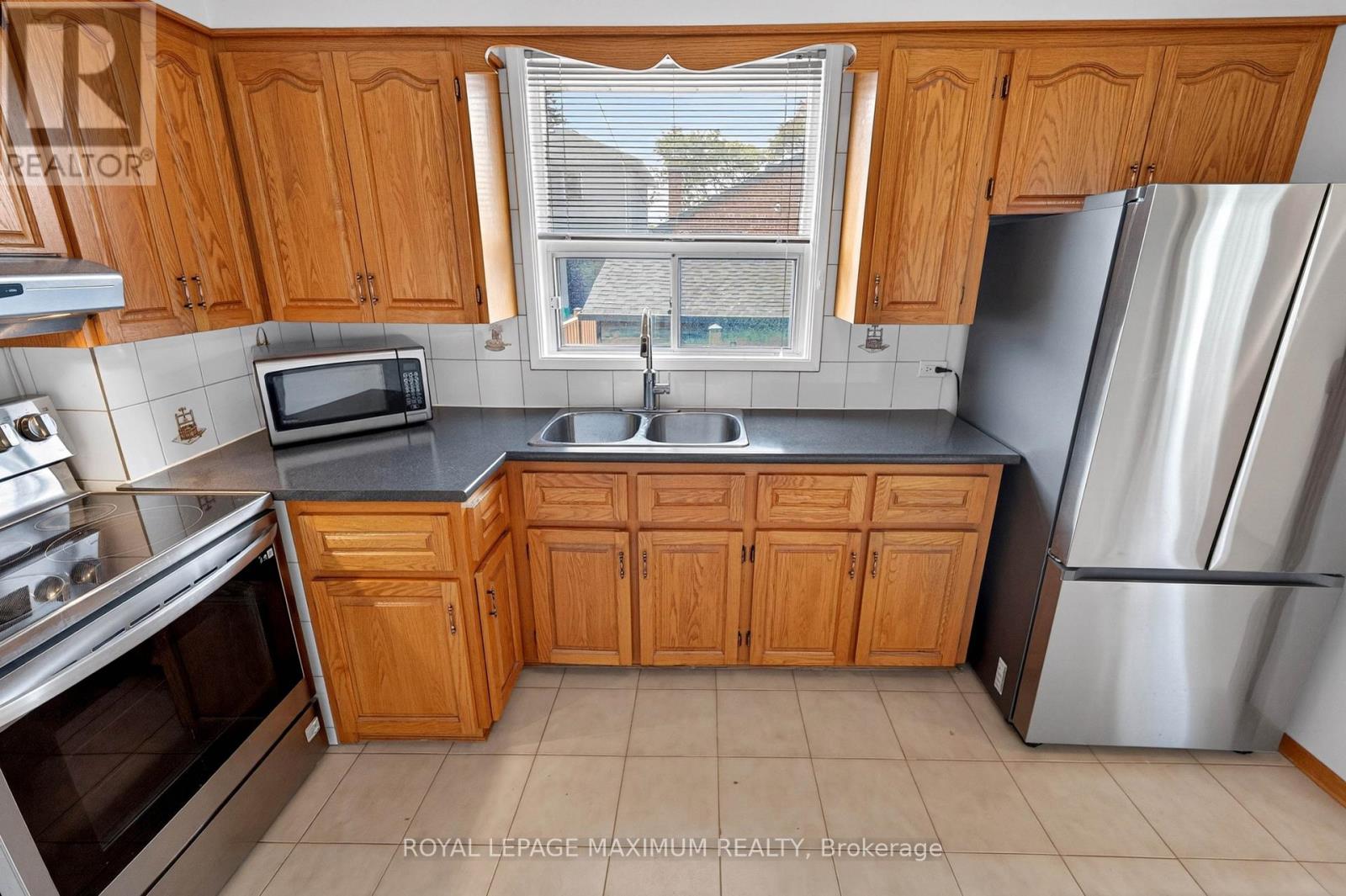 3 Japonica Road, Toronto, Ontario  M1R 4R6 - Photo 9 - E13229070