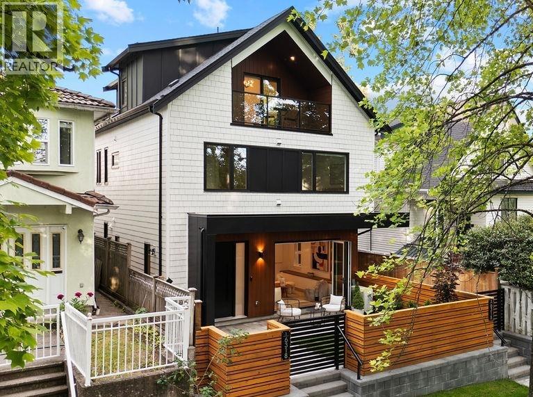 1 6318 Sophia Street, Vancouver, British Columbia  V5W 2W6 - Photo 1 - R3130596