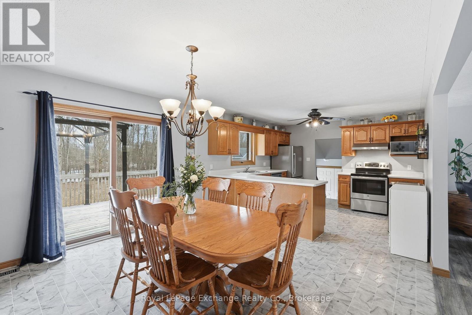 393460 2 Concession, West Grey, Ontario  N0G 1R0 - Photo 16 - X12927802